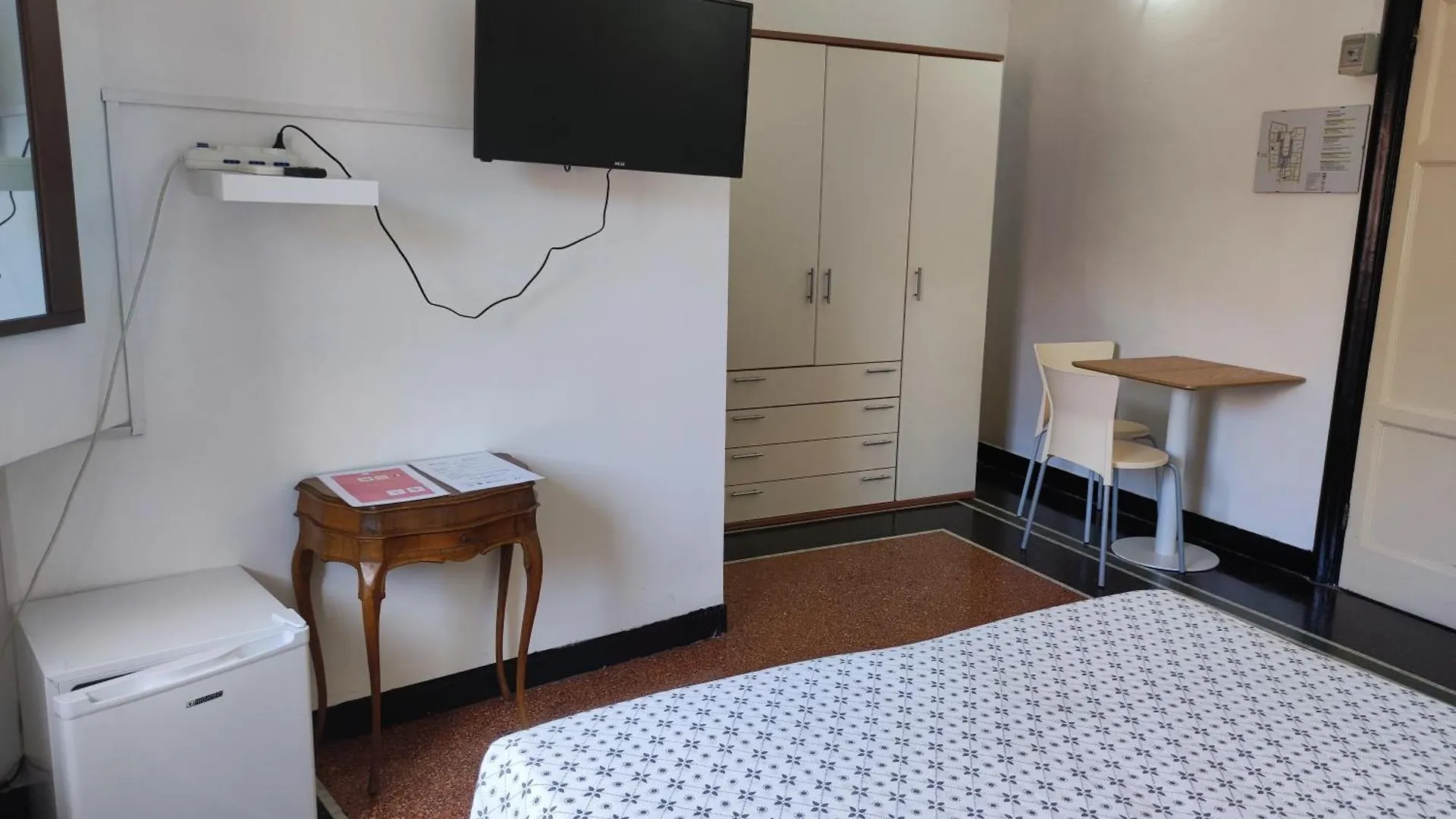 Albergo Caffaro Genoa 0*,