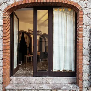 Casa Pirri , Castelmola Italy
